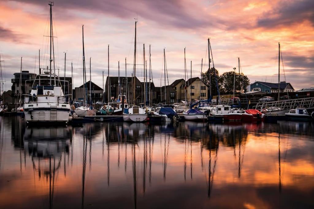 Calailan Highland Seaside Retreat - Nairn Apartment Bagian luar foto